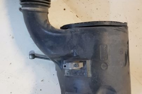 OBODOWA FILTRA POWIETRZA VOLVO FH 12 FH 13 3979505