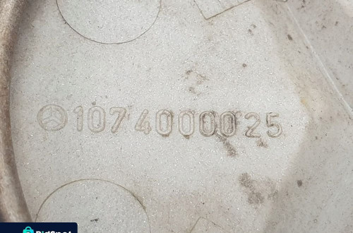 Mercedes DEKIELEK FELGI Kapsel 1074000025