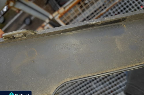 SPOJLER HOKEJ ZDERZAKA PRAWY I LEWY  TOYOTA AURIS (E15)