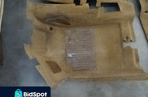 DYWAN WYKŁADZINA PODŁOGA VW PASSAT B2 KOMBI NR153