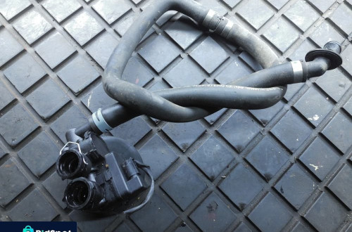 Zawór wody MERCEDES W211 A2118320084 POSIADAM 2 SZTUKI