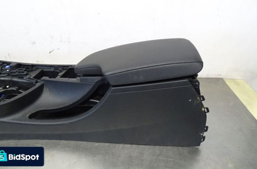 PODŁOKIETNIK TUNELU ŚRODKOWEGO BMW F30 320D ED 105015894