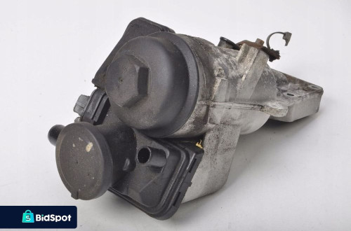 VOLVO C30 2.5 T5 OBUDOWA FILTRA OLEJU 31338685