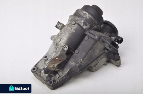 VOLVO C30 2.5 T5 OBUDOWA FILTRA OLEJU 31338685