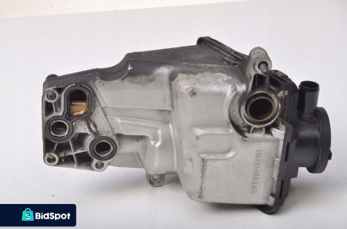 VOLVO C30 2.5 T5 OBUDOWA FILTRA OLEJU 31338685