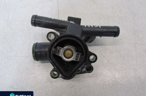 renault master III 2.3 DCI termostat-obudowa 8200978549
