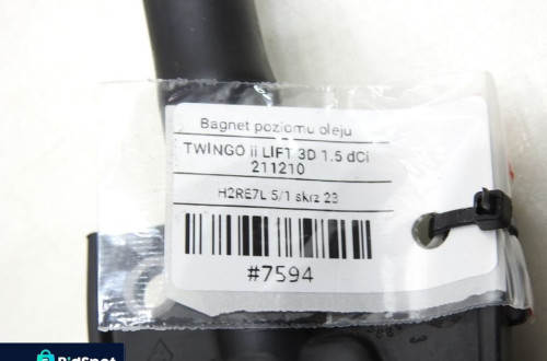 BAGNET WLEW KOREK MIARKA OLEJU TWINGO II 1.5 DCI