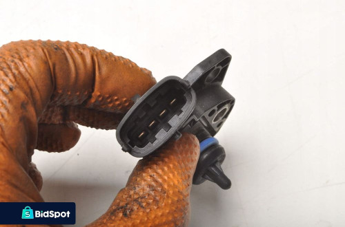 VOLVO V50 2.4 CZUJNIK CIŚNIENIA PALIWA 30756098