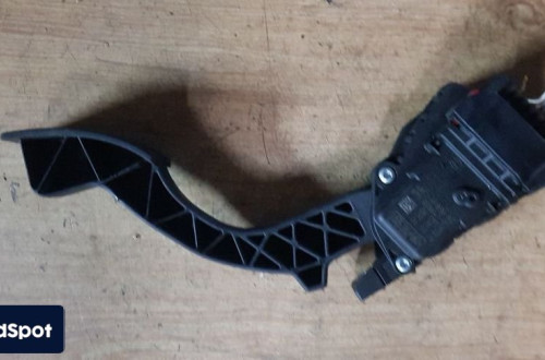 MAZDA 3 BK 1.6 CITD POTENCJOMETR PEDAŁ GAZU 4M51-9F836-AG