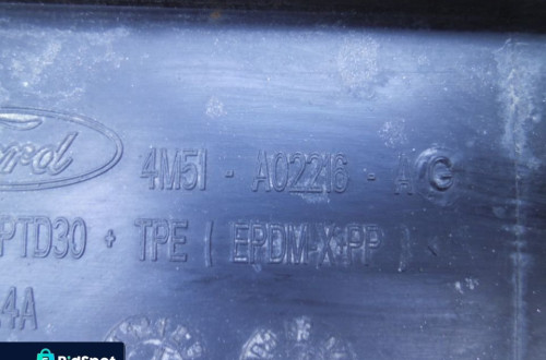 Podszybie plastikowe Ford Focus mk2 4M51A02216AG WERSJA EUROPEJSKA POSIADAM DWIE SZTUKI