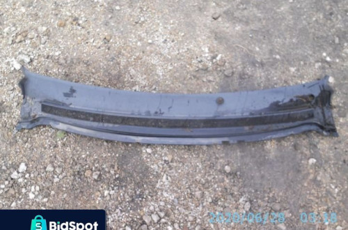 Podszybie plastikowe Ford Focus mk2 4M51A02216AG WERSJA EUROPEJSKA POSIADAM DWIE SZTUKI