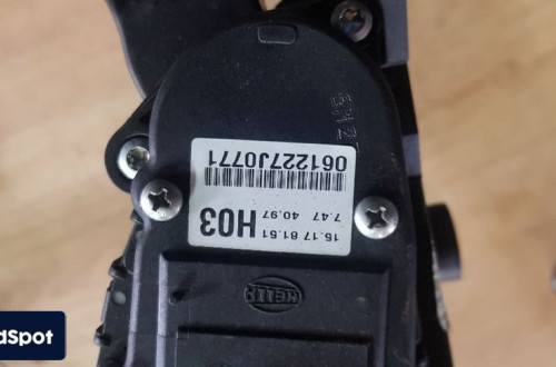 KIA CEED 06-1.6 CRDI POTENCJOMETR PEDAŁ GAZU 32700-XXXXX