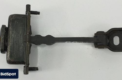 OGRANICZNIK DRZWI MERCEDES W209 A2097200116