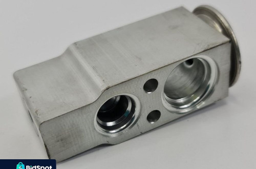 ZAWÓR ROZPRĘŻNY KLIMATYZACJI VOLVO XC90 30676364