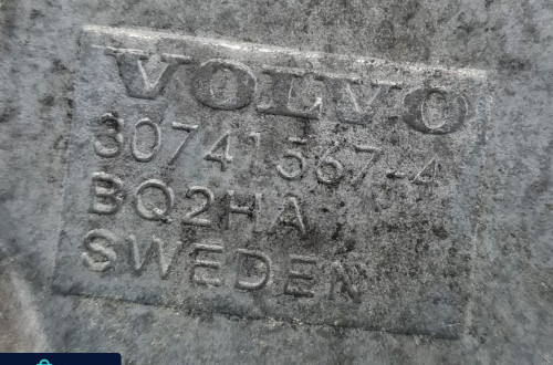 ŁAPA SILNIKA VOLVO XC90 2.4 D5 30741567