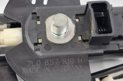 MECHANIZM REGULACJI PASA PRZÓD PORSCHE CAYENNE I