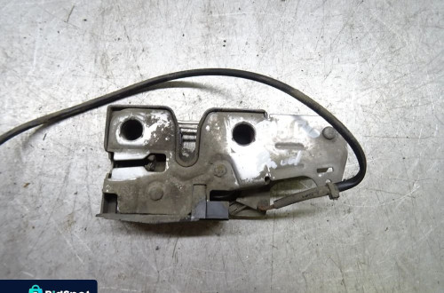 VW PASSAT B6 SEDAN 1.9 BKC ZAMEK MASKI