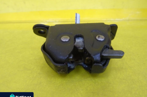 ZAMEK KLAPY BAGAŻNIKA SUZUKI SWIFT II NR166
