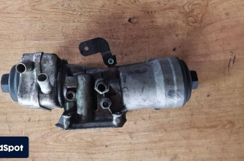 SEAT SKODA VW 1.4 TDI OBUDOWA FILTRA OLEJU 045115389G