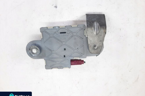 BMW X3 F25 E70 E90 WZMACNIACZ ANTENY MODUŁ 6935024