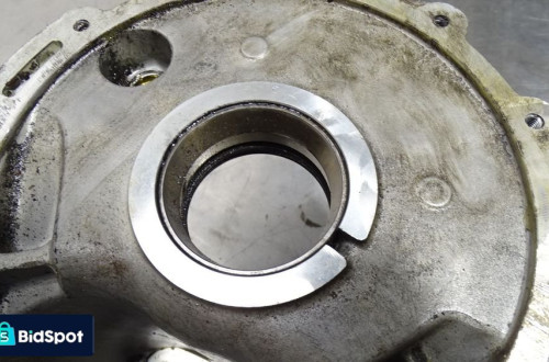 OBUDOWA SKRZYNI BIEGÓW FVH VOLKSWAGEN GOLF V 02T301103K