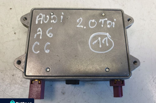 Audi A6 C6 WZMACNIACZ ANTENY 8E0035456B