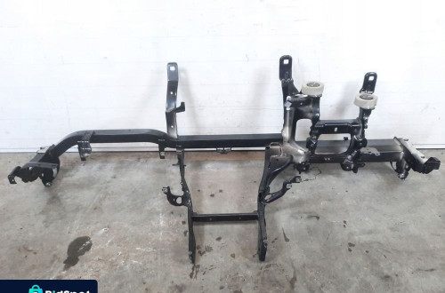 STELAŻ BELKA KONSOLI AUDI Q8 Q7 URUS 4M8