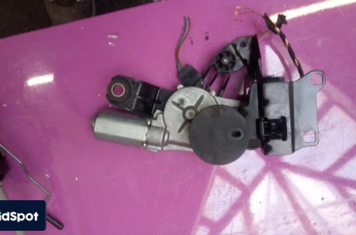 bmw e91 kombi mechanizm silniczek wycieraczek tyl tylni 1397220905 8218849