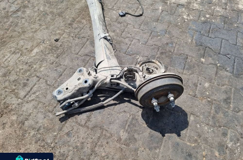 BELKA / SANKI TYŁ OPEL CORSA F