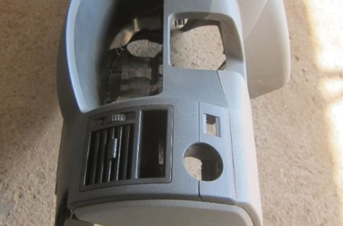 Vw T5 2.5TDI EU deska rozdzielcza konsola