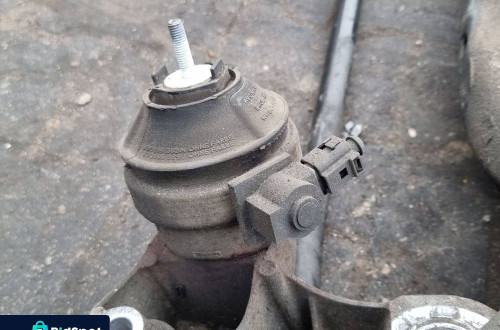 SANKI PRZEDNIE AUDI A4 B5