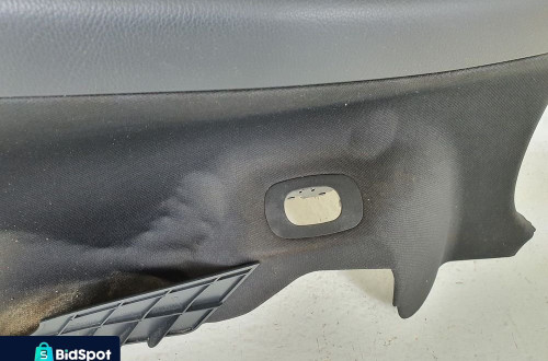TAPICERKA BOCZEK LEWY TYŁ MERCEDES W209