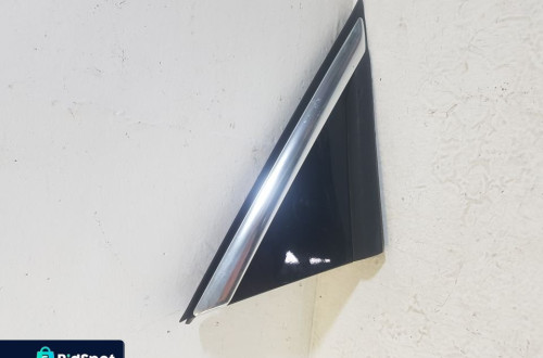 TRÓJKĄT BŁOTNIKA PRAWY PEUGEOT 3008