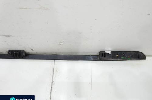 RELING DACHOWY PRAWY CHEVROLET UPLANDER