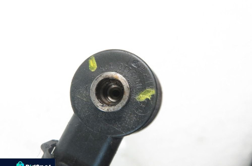 WTRYSKIWACZ OPEL ASTRA H 1.7 CDTI  0445110175