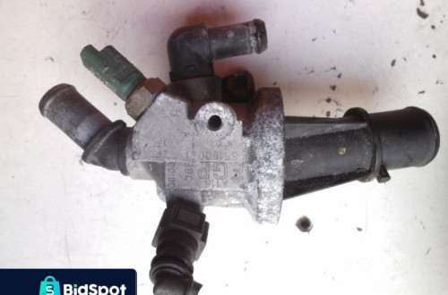 OBUDOWA TERMOSTATU 1.3 CDTI FIAT OPEL Numer katalogowy części 55180041