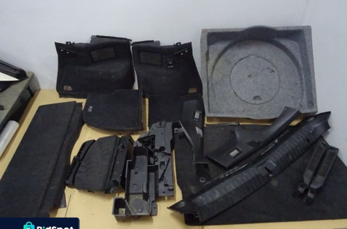 BOCZKI PODŁOGA OSŁONY SCHOWEK BMW E46 KOMBI 98-01 NR151