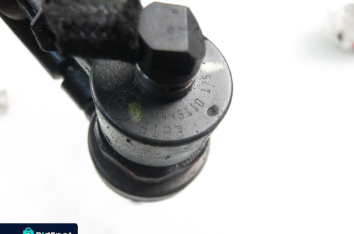 WTRYSKIWACZ OPEL ASTRA H 1.7 CDTI  0445110175