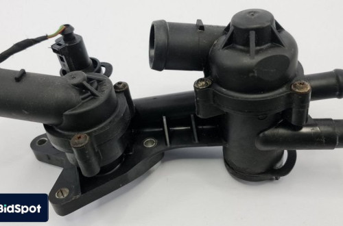 OBUDOWA TERMOSTATU VW TOURAN 1.4 TSI 03C121121D