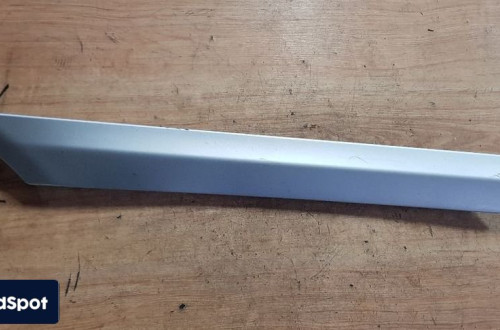 MERCEDES W203 COUPE LISTWA BŁOTNIKA TYŁ PRAWA A2036900862