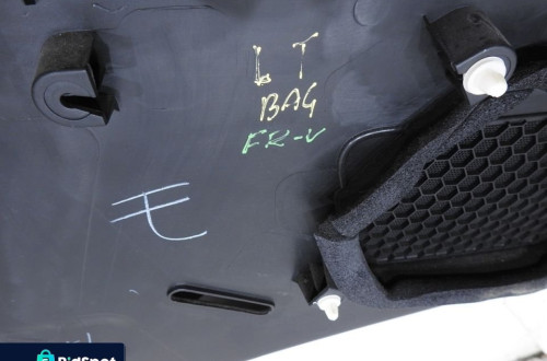 TAPICERKA BAGAŻNIKA LEWA HONDA FR-V