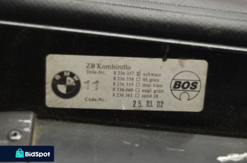ROLETA BAGAŻNIKA TYŁ BMW E39 KOMBI 8236357