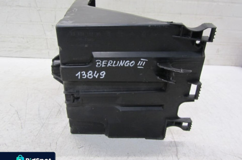 citroen berlingo III obudowa akumulatora 9663615380