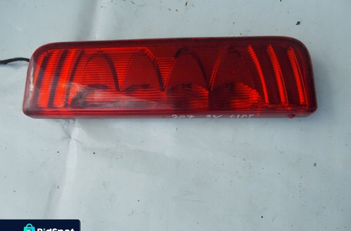 LAMPA TYŁ STOP ŚWIATŁO TRZECIE LIFT 207 F-VAT