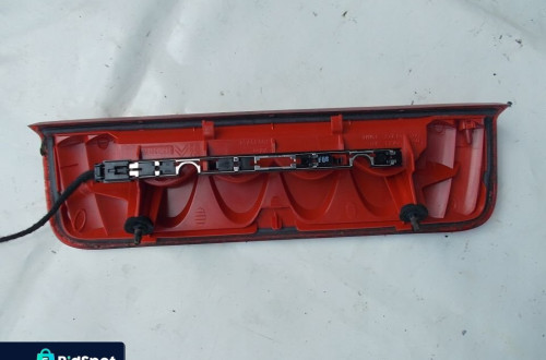 LAMPA TYŁ STOP ŚWIATŁO TRZECIE LIFT 207 F-VAT