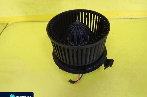 DMUCHAWA WENTYLATOR RENAULT CLIO III 99000808 / 8EW351 149-774 NR349