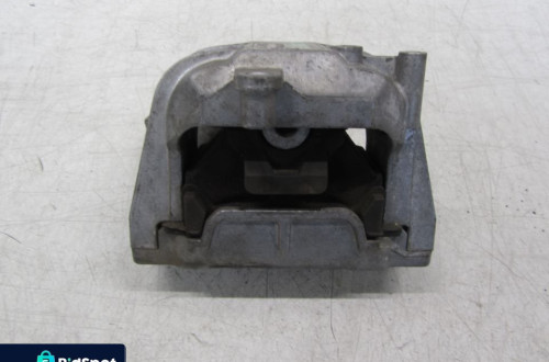 VOLKSWAGEN AUDI SKODA łapa poduszka silnika 1KO199262AM