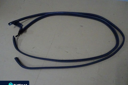 USZCZELKA GUMA KAROSERII MONDEO MK3 LIFT 03-05 NR162