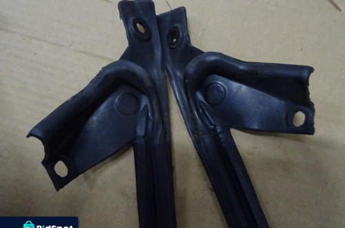 USZCZELKA GUMA KAROSERII MONDEO MK3 LIFT 03-05 NR162