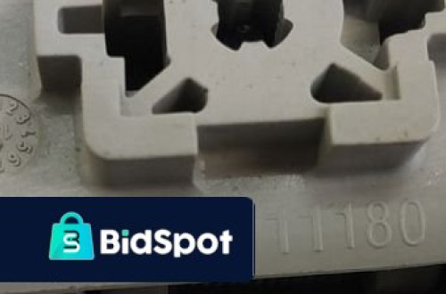 PEUGEOT 3008 RĄCZKA PODSUFITKI TYŁ